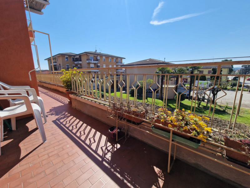 UBICAZIONE E CONTESTO

Nel comune di Torri di Quartesolo, in posizione centrale e strategica, pro...