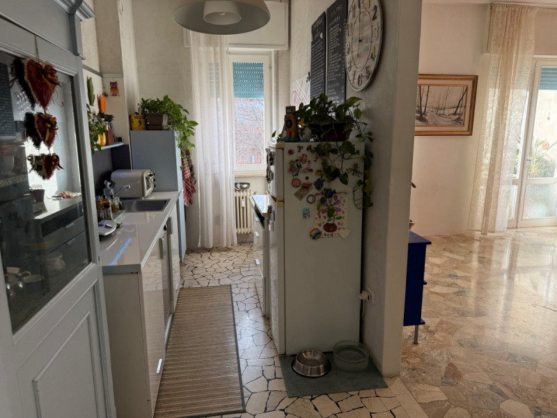 APPARTAMENTO IN VIA LEGIONE ANTONINI N. 150 A SANTA BERTILLA. EURO 135.000. CODICE 4600. PER INFO...