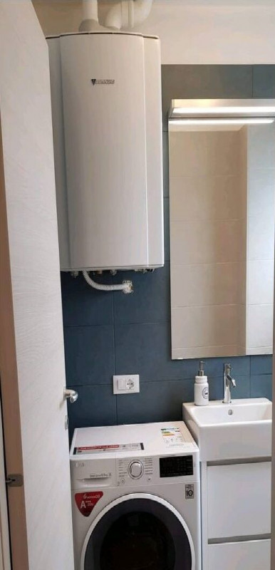 Piccolo appartamento terzo piano, zona ospedali/zona Portello. C’è l’aria condizionata e TV. Risc...