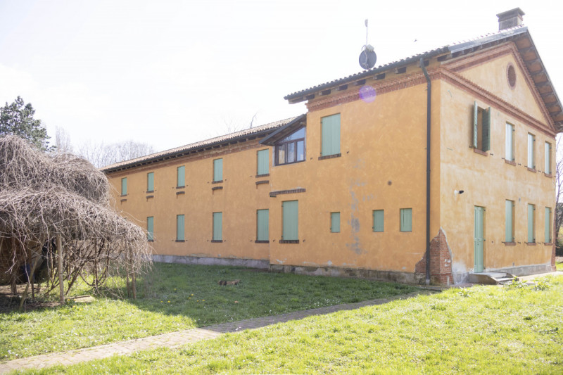 Nel cuore di Zerman, proponiamo in vendita un esclusivo complesso immobiliare oggetto di impeccab...