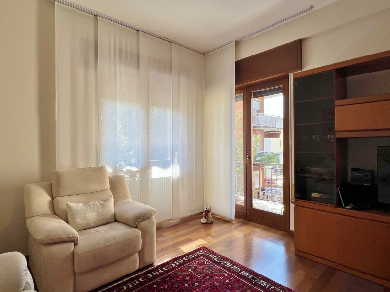 VICENZA OVEST: BICAMERE + STUDIO CON TERRAZZE E GARAGE - Rif. 8369
In fondo ad una tranquilla str...