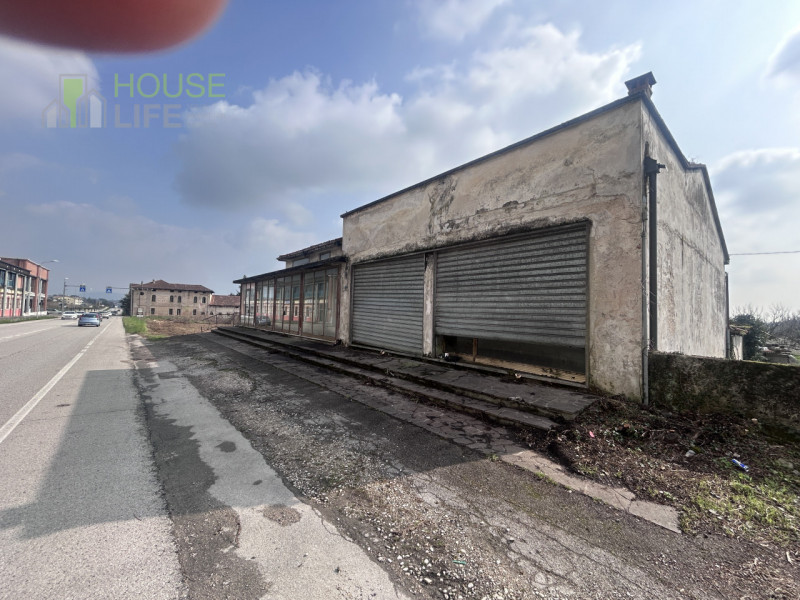 SANTORSO:IN ZONA STRATEGICA su strada di forte passaggio, vendesi TERRENO EDIFICABILE COMMERCIALE...