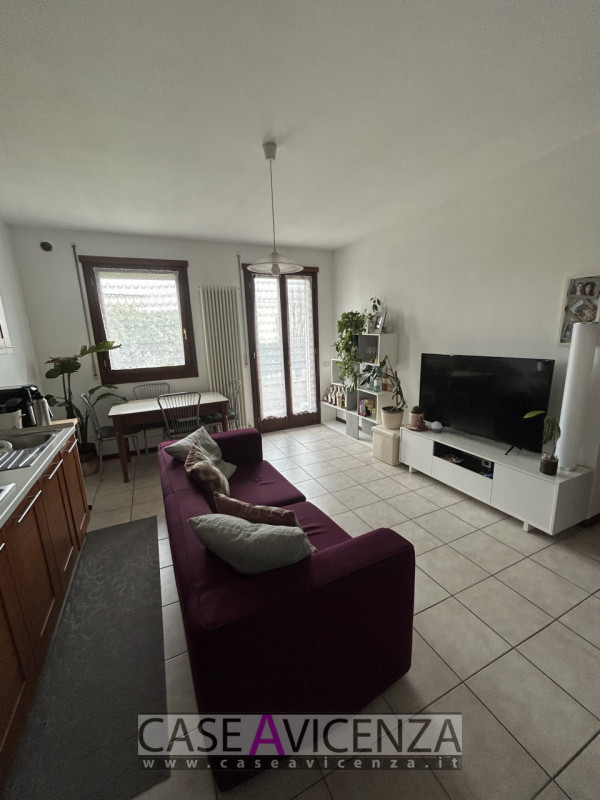 Villaverla (VI) - C.E.F - COMPLETAMENTE ARREDATO (manca solo la lavatrice) - In quartiere residen...