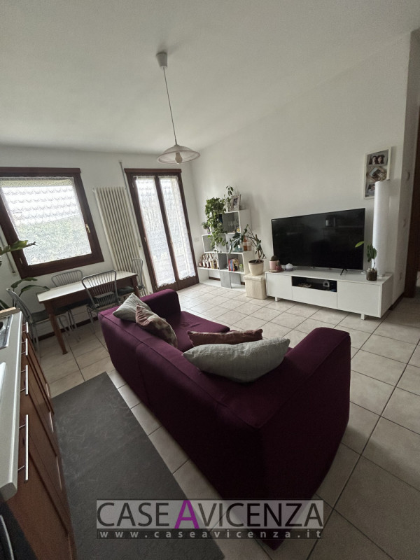 Villaverla (VI) - C.E.F - COMPLETAMENTE ARREDATO (manca solo la lavatrice) - In quartiere residen...