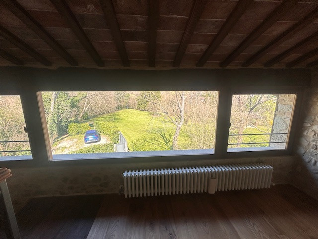 Nel cuore di Castelcucco, in un affascinante borgo risalente al 1600 immerso tra le dolci colline...