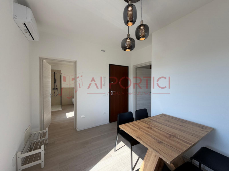 PIOVE DI SACCO Centro Storico - APPARTAMENTO completamente ristrutturato dotato di ambienti moder...