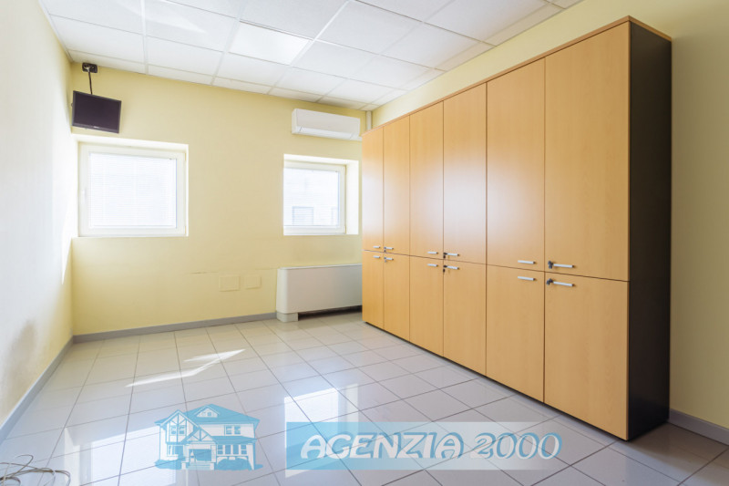 A CONSELVE IN ZONA INDUSTRIALE NEL MEZZO DELLE ATTIVITA' COMMERCIALI E PRODUTTIVE IL TUO NUOVO EL...