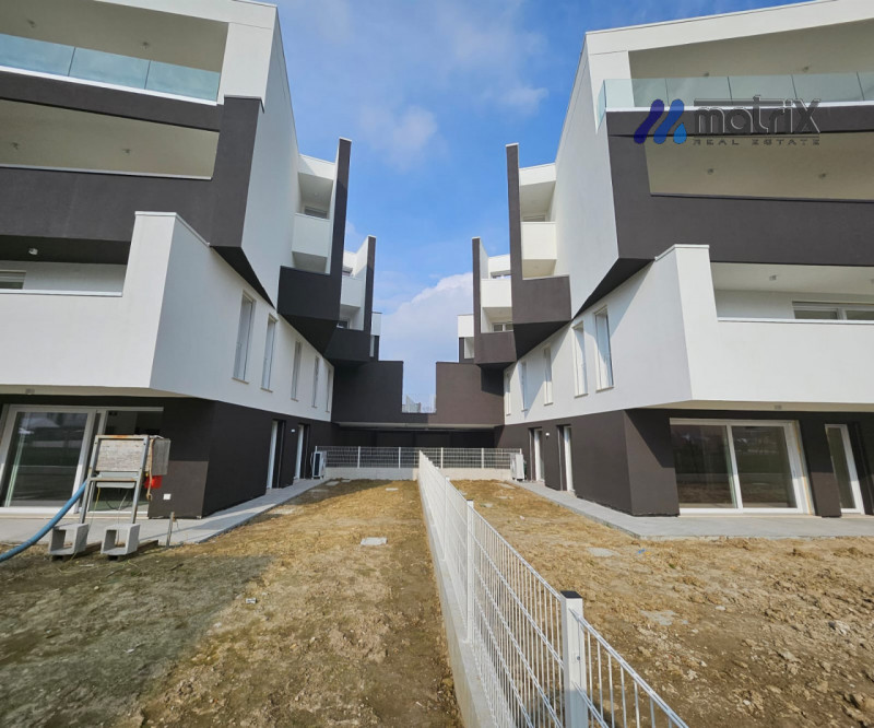 " LIMITLESS " Residence
a pochi Km dal centro di Stra nella zona centrale di Dolo (VE)

Visita ww...