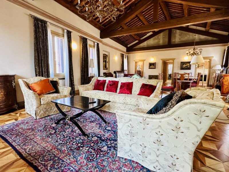 VICENZA - centro storico: Nel cuore del centro storico di Vicenza, in un contesto esclusivo e ris...