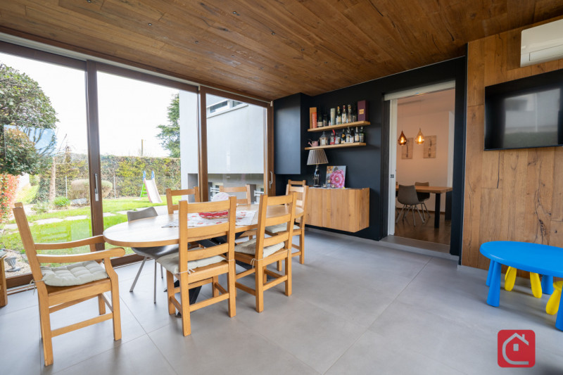 Proponiamo in vendita una splendida villa moderna situata nel cuore di Piove di Sacco, ideale per...