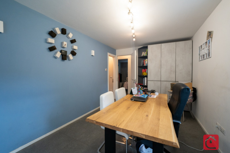 Proponiamo in vendita una splendida villa moderna situata nel cuore di Piove di Sacco, ideale per...