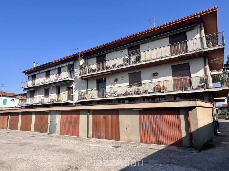 Arzergrande Centro: Appartamento al 1° Piano 
In pieno centro ad Arzergrande, vendesi appartament...