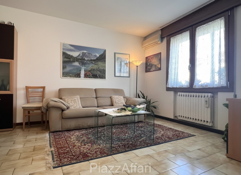 Arzergrande Centro: Appartamento al 1° Piano 
In pieno centro ad Arzergrande, vendesi appartament...