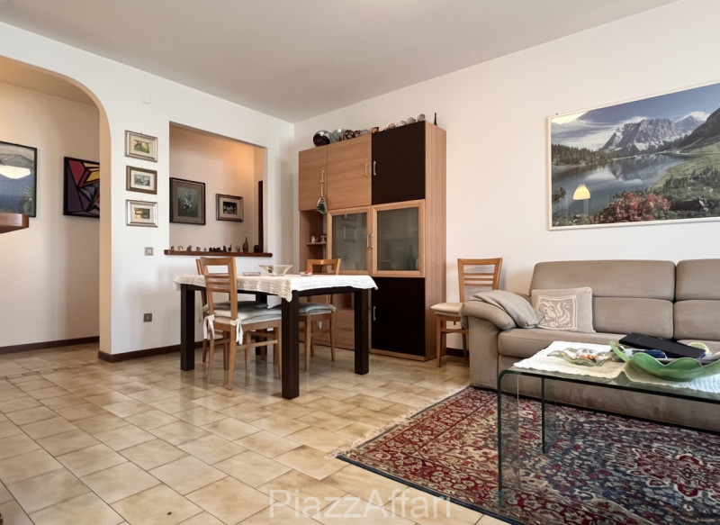 Arzergrande Centro: Appartamento al 1° Piano 
In pieno centro ad Arzergrande, vendesi appartament...