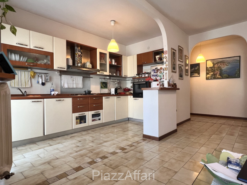 Arzergrande Centro: Appartamento al 1° Piano 
In pieno centro ad Arzergrande, vendesi appartament...