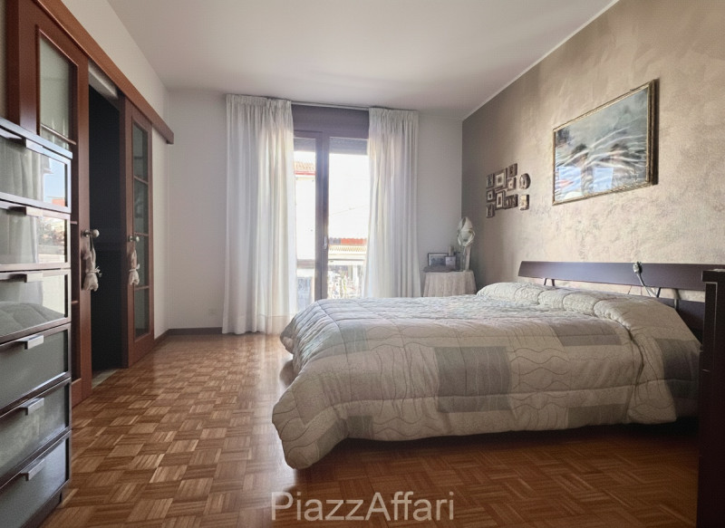 Arzergrande Centro: Appartamento al 1° Piano 
In pieno centro ad Arzergrande, vendesi appartament...