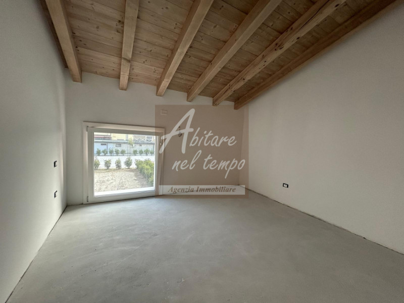 SAN GIORGIO IN BOSCO (PD) 

In una posizione totalmente riservata, tranquilla e immersa nel verde...