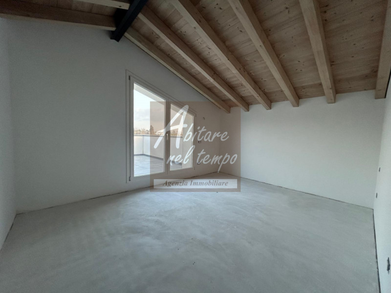 SAN GIORGIO IN BOSCO (PD) 

In una posizione totalmente riservata, tranquilla e immersa nel verde...