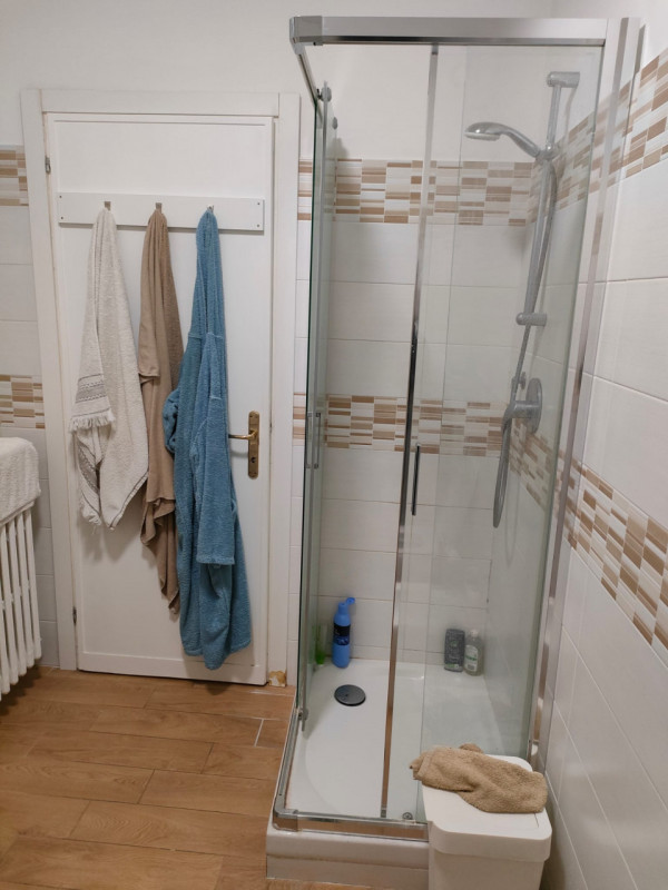 VIA SAN PROSDOCIMO: Classe F, Epgl,nren 195,21 KWh/mq anno.
AFFITTASI SOLO A STUDENTE ISCRITTO RE...