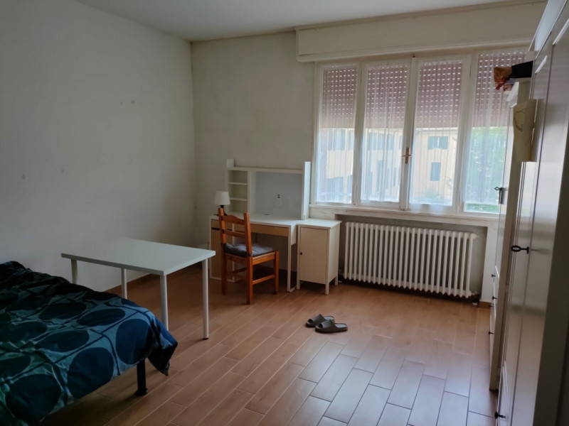 VIA SAN PROSDOCIMO: Classe F, Epgl,nren 195,21 KWh/mq anno.
AFFITTASI SOLO A STUDENTE ISCRITTO RE...