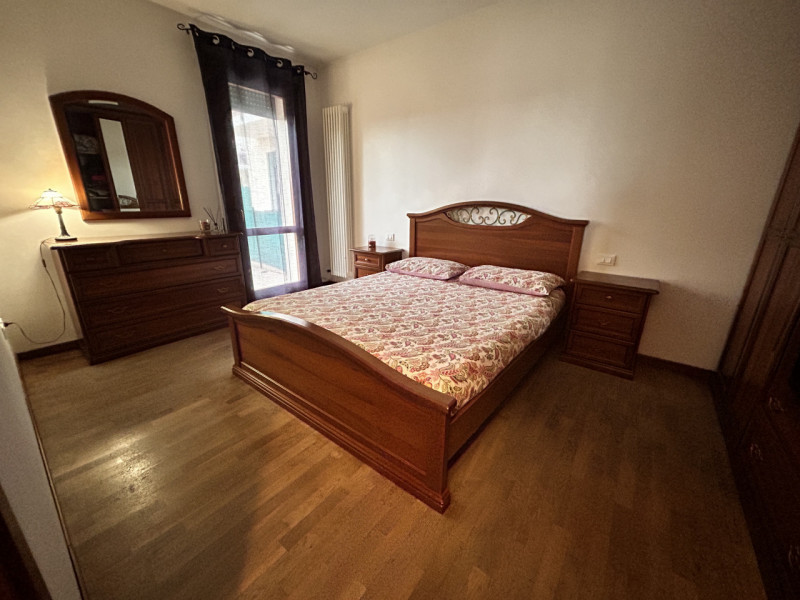 In un contesto residenziale tranquillo e curato, in una via chiusa e riservata a Povolaro, a brev...