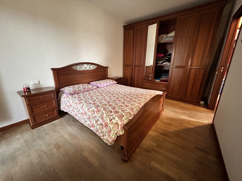 In un contesto residenziale tranquillo e curato, in una via chiusa e riservata a Povolaro, a brev...