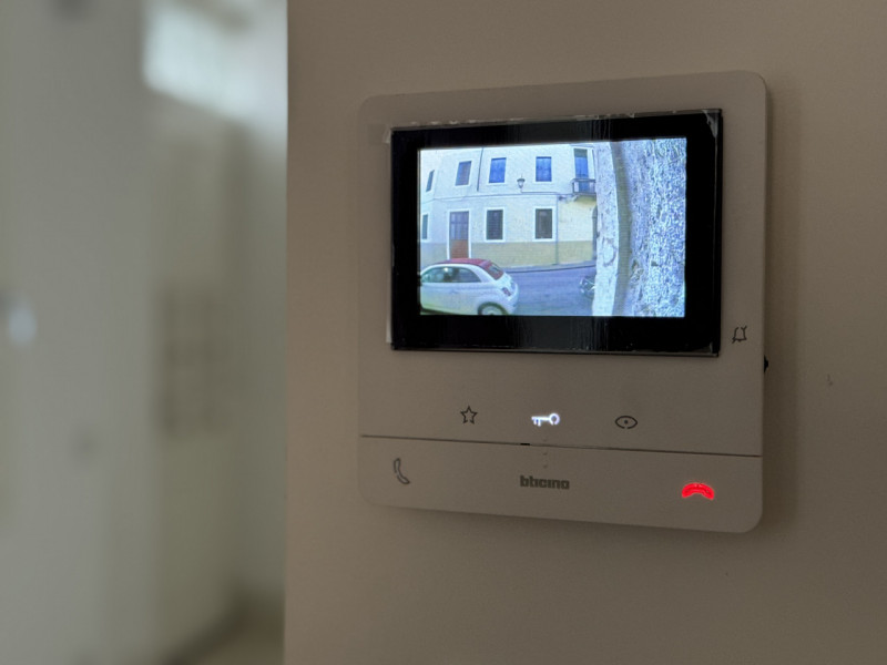 Rif. BA279 (per info +39 3923361100 Beatrice)

In una delle vie più caratteristiche del centro st...