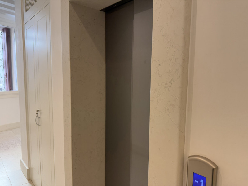 Rif. BA279 (per info +39 3923361100 Beatrice)

In una delle vie più caratteristiche del centro st...