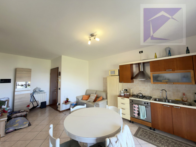 San Martino di Lupari – In pieno centro paese, situato al secondo e ultimo piano di una palazzina...