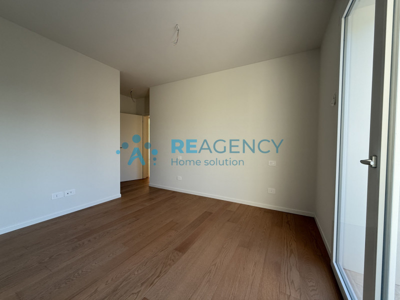 CREAZZO

Stai cercando un TRICAMERE di nuova costruzione IN PRONTA CONSEGNA?
Prezzo €280.000,00

...