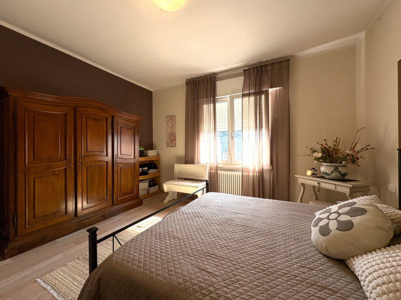 Rif. PSN215
Nel centro di Ponte San Nicolò, proponiamo in vendita un raffinato appartamento indip...