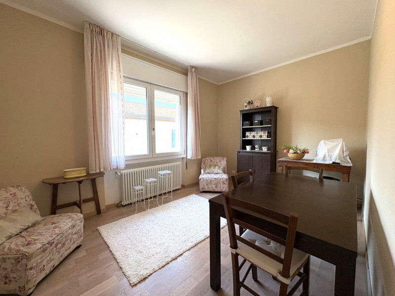 Rif. PSN215
Nel centro di Ponte San Nicolò, proponiamo in vendita un raffinato appartamento indip...