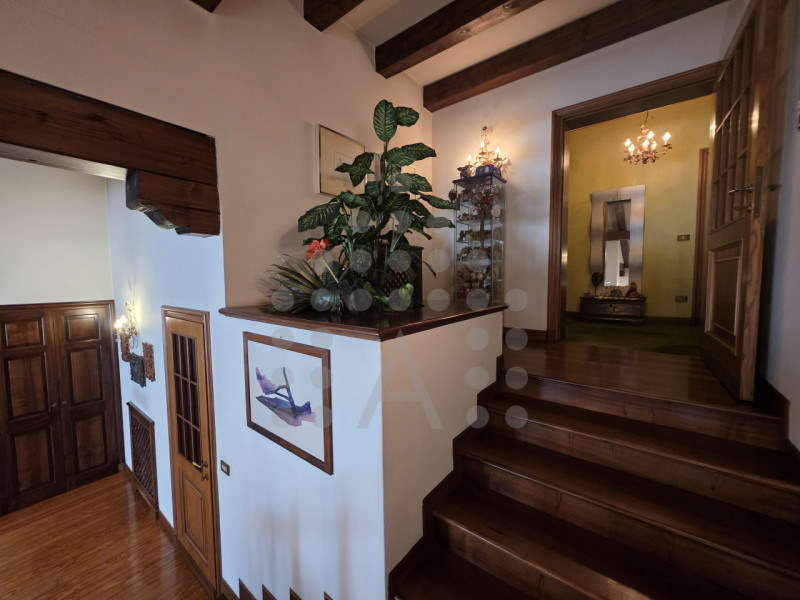 A Tencarola, la villa indipendente con giardino dove dare forma alla casa che hai sempre sognato
...