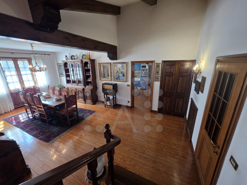 A Tencarola, la villa indipendente con giardino dove dare forma alla casa che hai sempre sognato
...