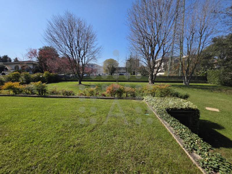 A Tencarola, la villa indipendente con giardino dove dare forma alla casa che hai sempre sognato
...