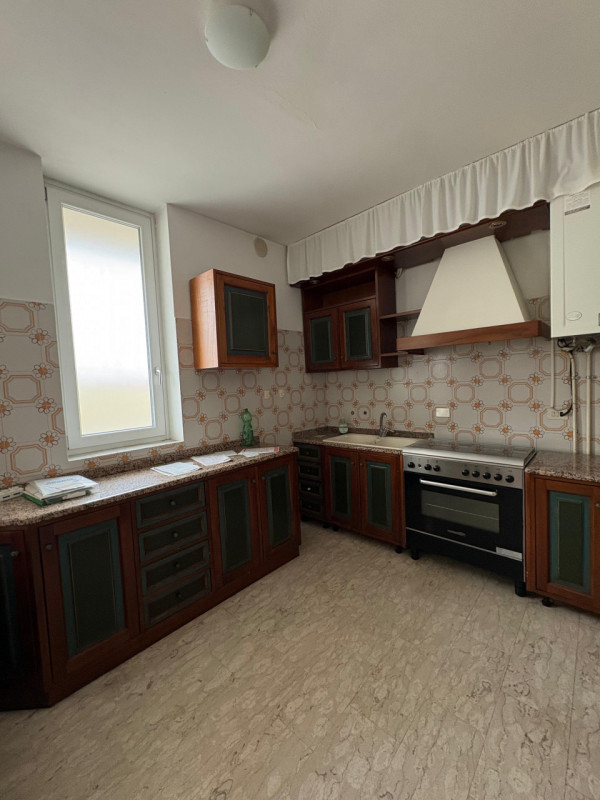 SELVAZZANO DENTRO - AFFITTASI DAL 01/04/2026 APPARTAMENTO IN PICCOLO CONDOMINIO SITO AL SECONDO P...