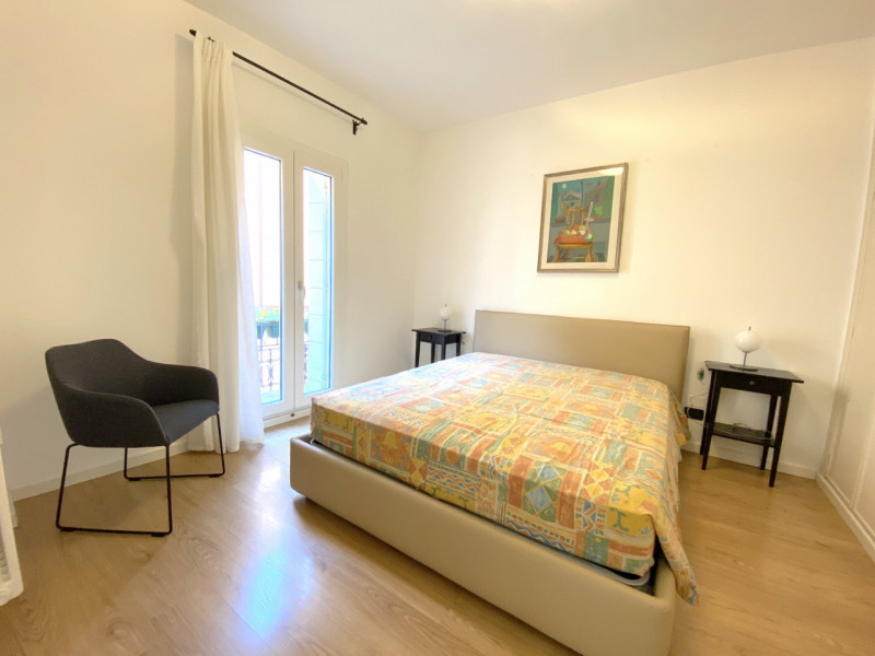 Via San Pietro. Canone 680 euro. Spese condominiali comprensive di riscaldamento, acqua calda e f...