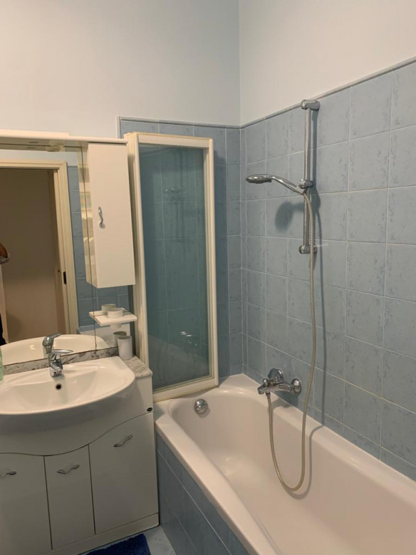Via San Pietro. Canone 680 euro. Spese condominiali comprensive di riscaldamento, acqua calda e f...