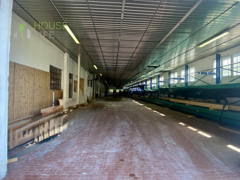VALDASTICO: Proponiamo in vendita CAPANNONE a destinazione industriale di circa 2.200 mq, con alt...