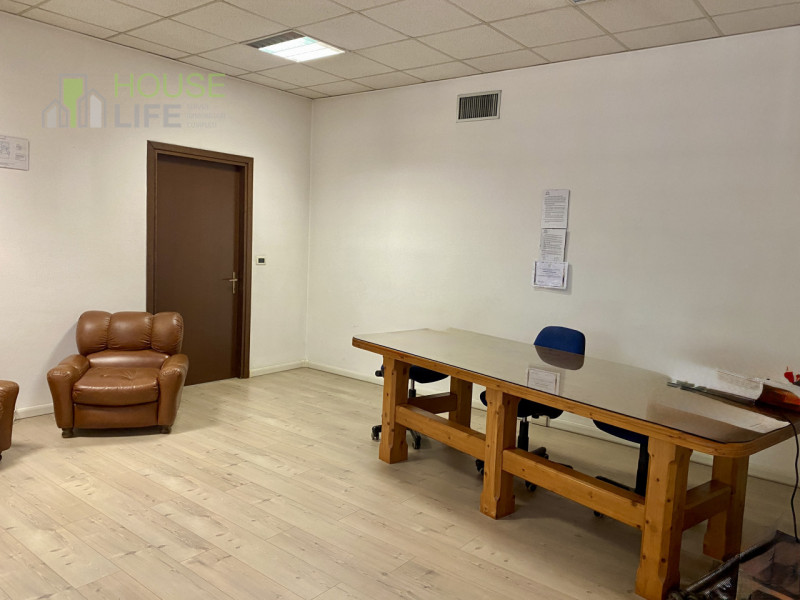 VALDASTICO: Proponiamo in vendita CAPANNONE a destinazione industriale di circa 2.200 mq, con alt...