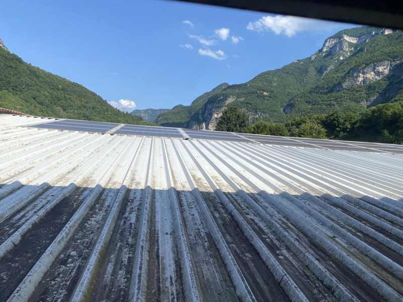 VALDASTICO: Proponiamo in vendita CAPANNONE a destinazione industriale di circa 2.200 mq, con alt...