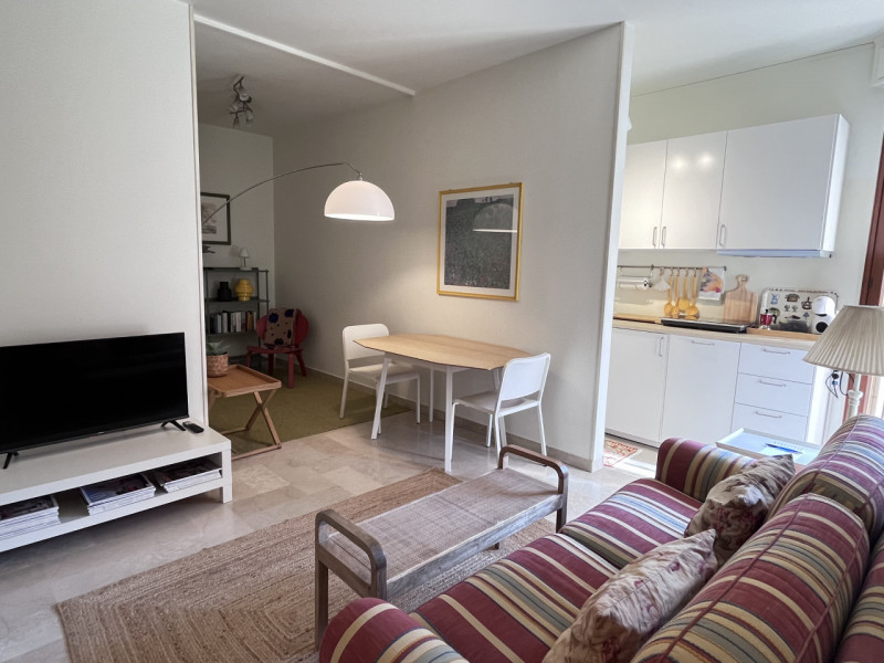 NELLE IMMEDIATE ADIACENZE DELLA CHIESA DI SANTA SOFIA PROPONIAMO SPLENDIDO APPARTAMENTINO DI 50 M...