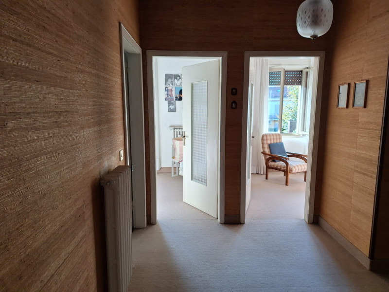 In una zona tranquilla di Thiene, in località Ca’ Paiella, proponiamo in vendita questa  casa sin...
