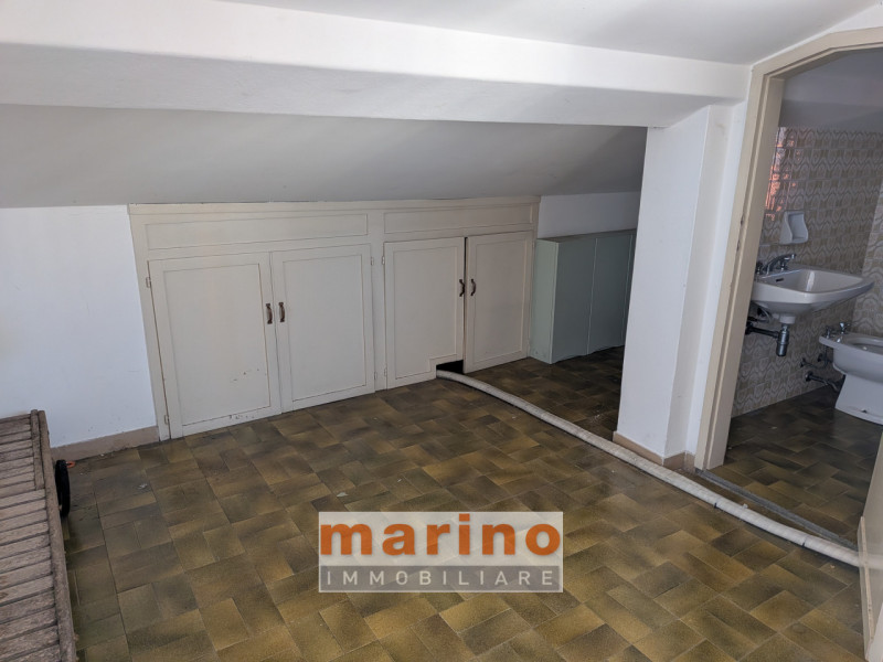 PADOVA - CENTRO STORICO - PIAZZA DEI FRUTTI
Prestigioso appartamento all'ultimo piano in palazzin...