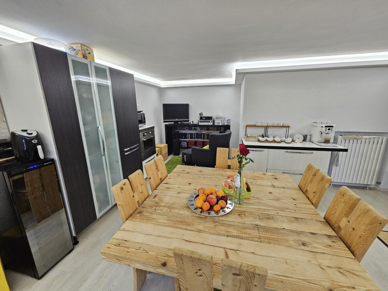 Abano Terme – Quartiere San Lorenzo
Ampia porzione di villa ristrutturata, con spazi generosi e f...