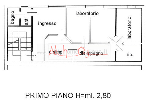 PALESTRO - (Rif.A421-s) - In posizione strategica e senza spese condominiali, proponiamo in vendi...