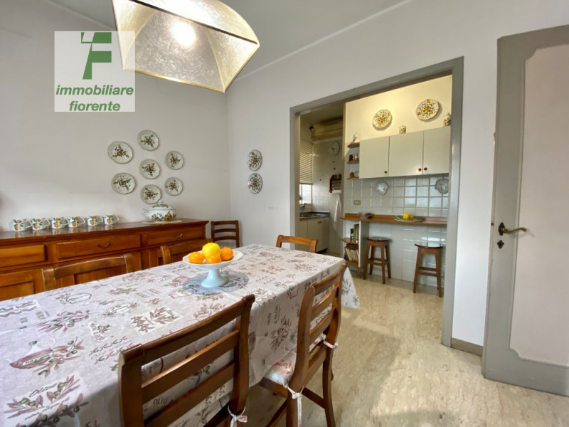 In quartiere residenziale, comoda al centro città, a pochi passi dalla futura fermata del tram. S...