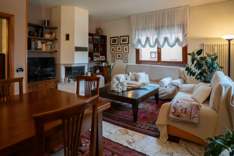 Vendesi a Cittadella, zona borgo Padova, appartamento di 170 mq su palazzina di sole 2 unità. L'a...