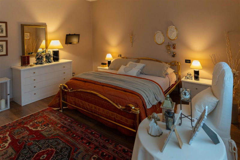 Vendesi a Cittadella, zona borgo Padova, appartamento di 170 mq su palazzina di sole 2 unità. L'a...