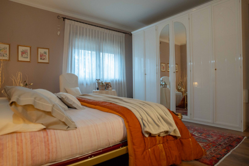 Vendesi a Cittadella, zona borgo Padova, appartamento di 170 mq su palazzina di sole 2 unità. L'a...